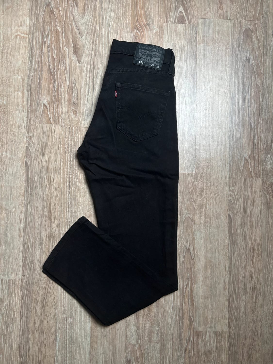 đź›’Jean Levi's 511 W30 L30đź›’