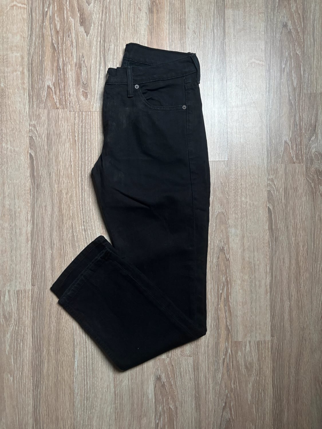 đź›’Jean Levi's 511 W30 L30đź›’