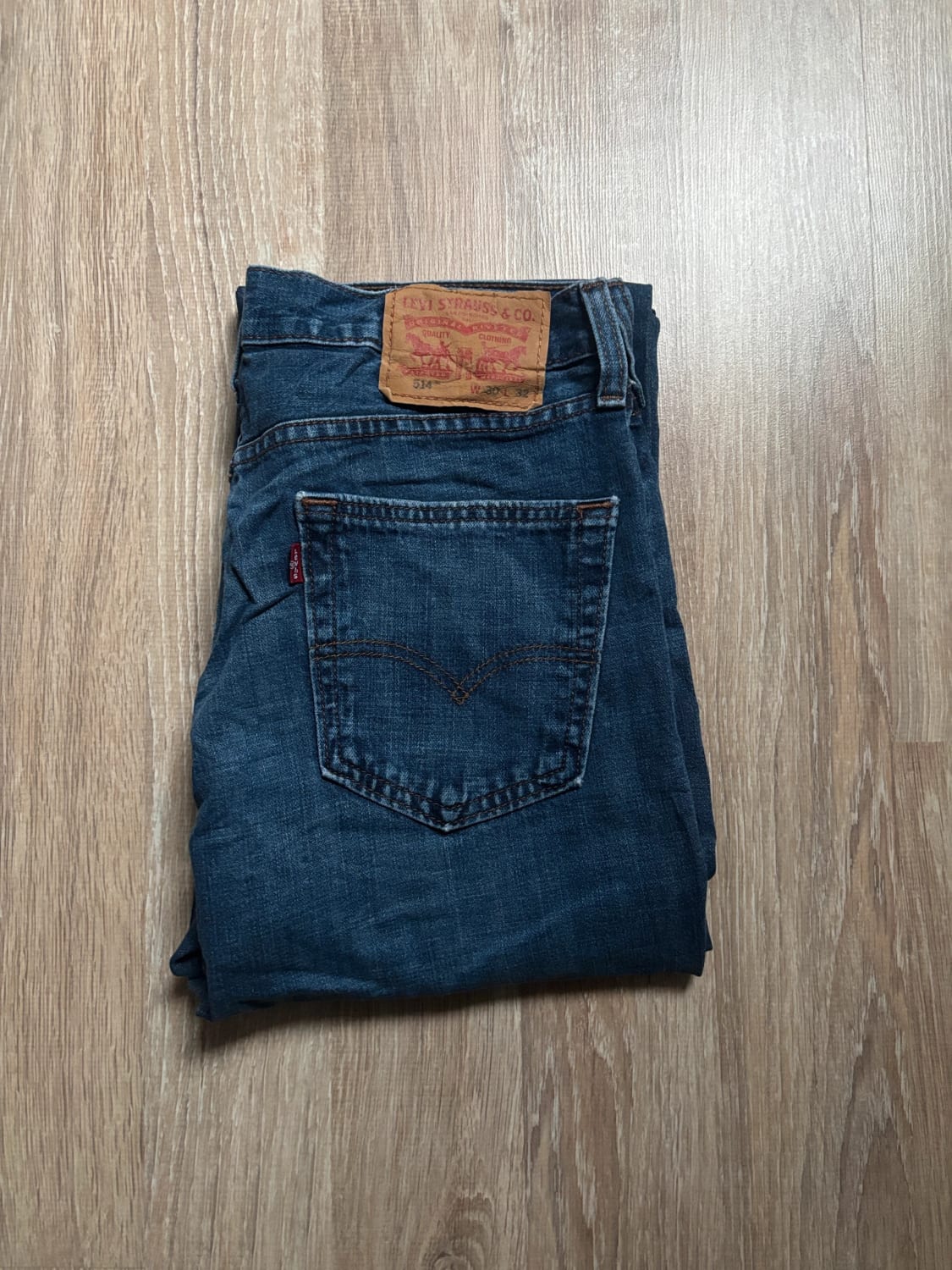 đź›’Jean Levi's 514 W30 L32đź›’