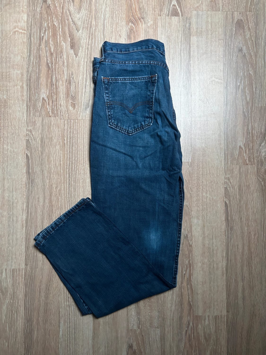đź›’Jean Levi's 514 W30 L32đź›’