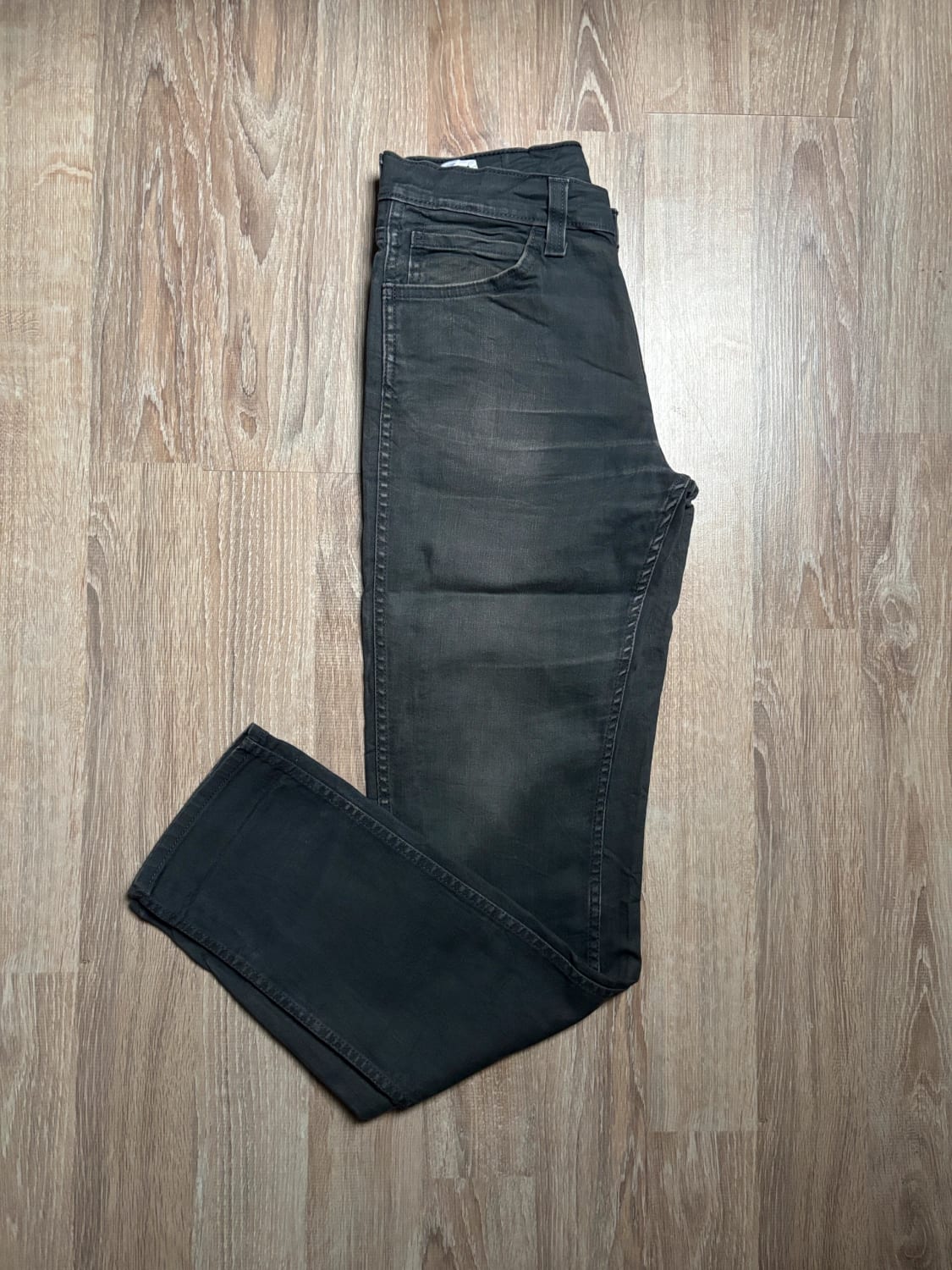 đź›’Jean Levi's 511 W32 L34đź›’