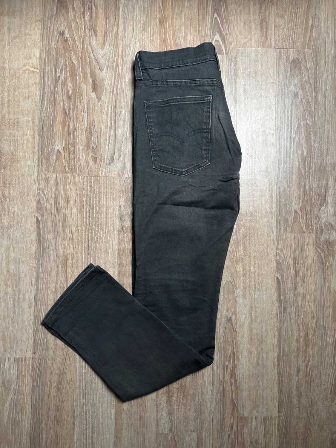 đź›’Jean Levi's 511 W32 L34đź›’