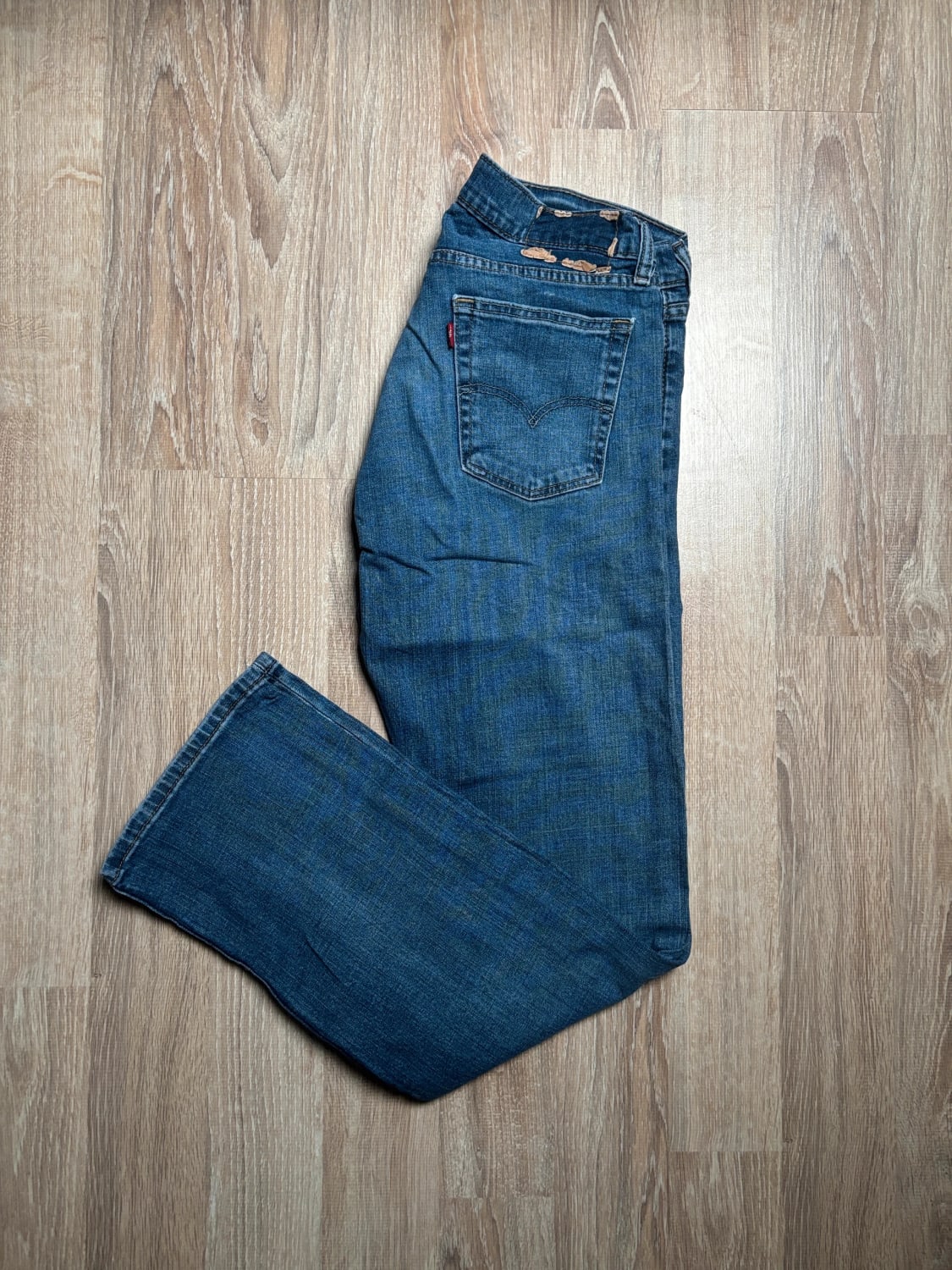 đź›’Jean Levi's W34 L34đź›’