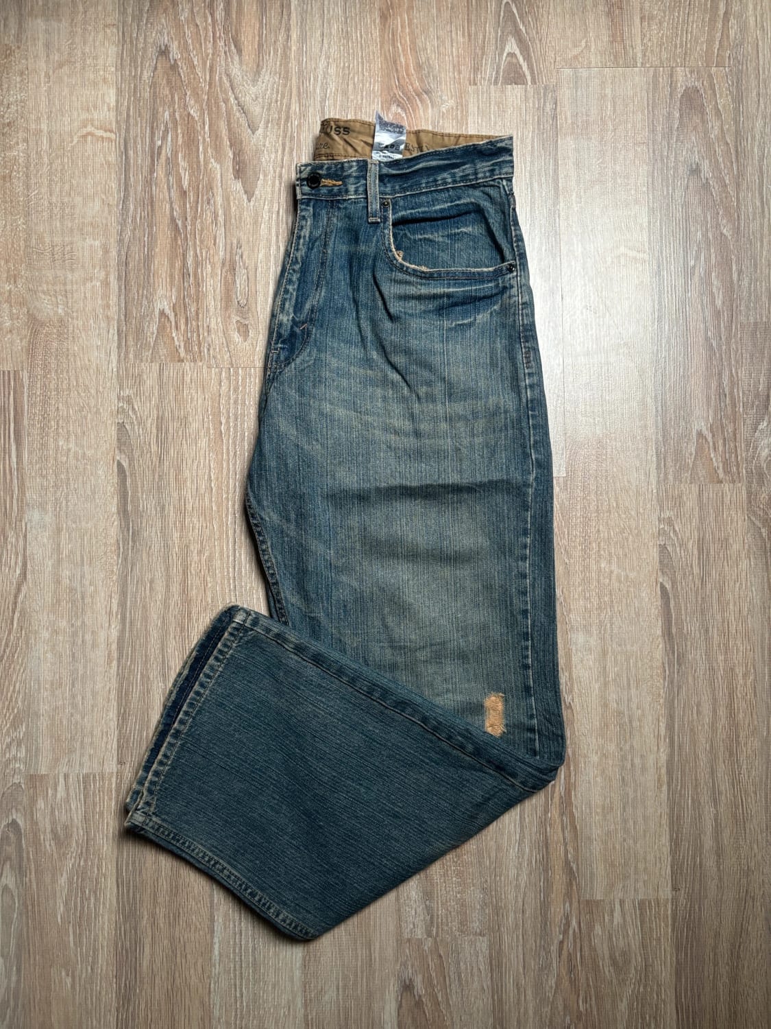 đź›’Jean Levi's W34 L32đź›’