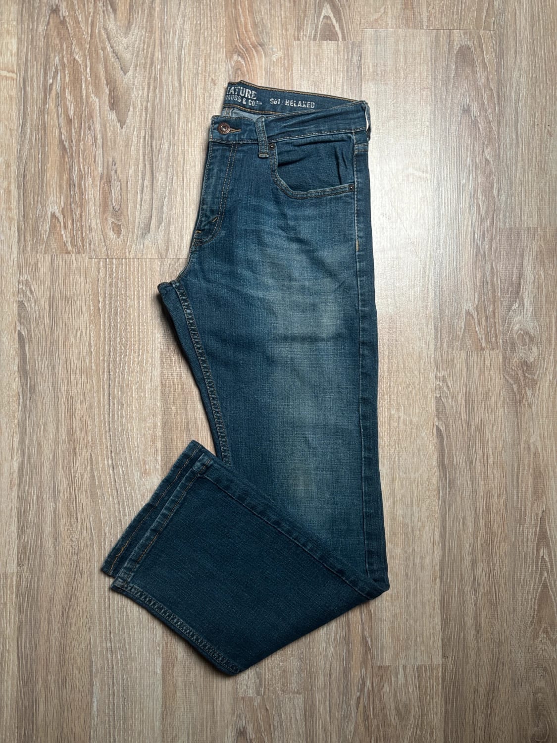 đź›’Jean Levi's W30 L32đź›’