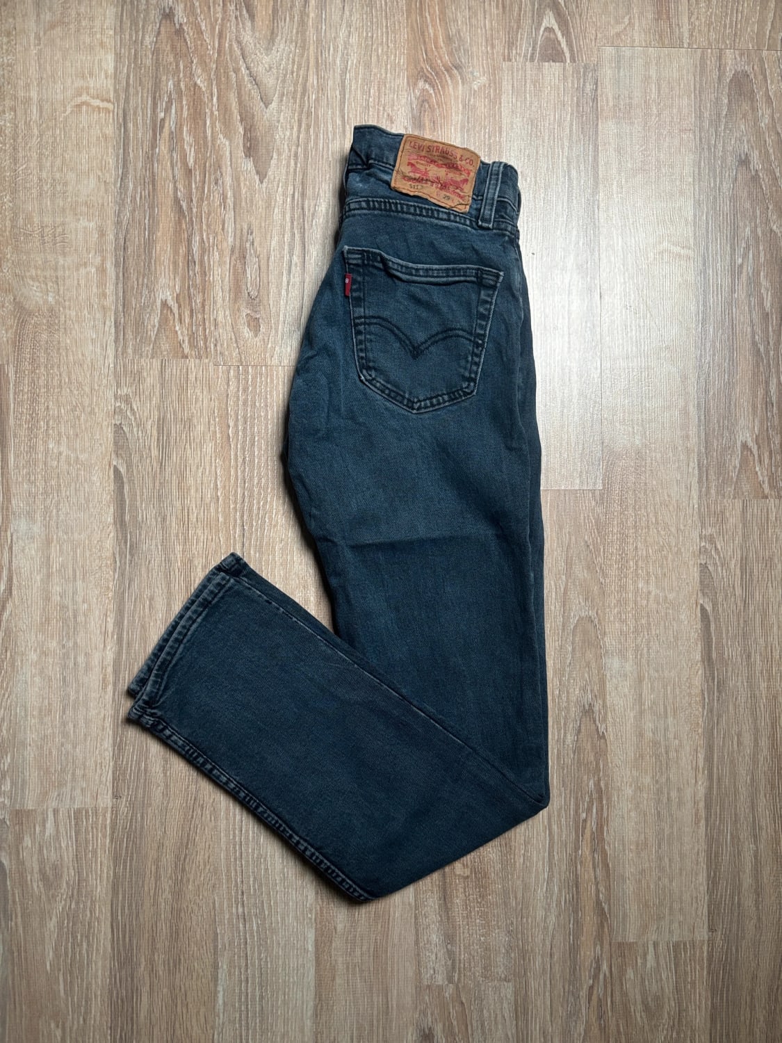 đź›’Jean Levi's 511 W29 L32đź›’