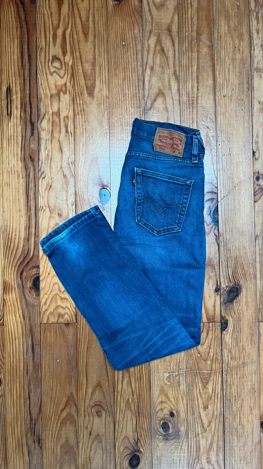 đź›’Jean Levi's 514 W29 L30đź›’