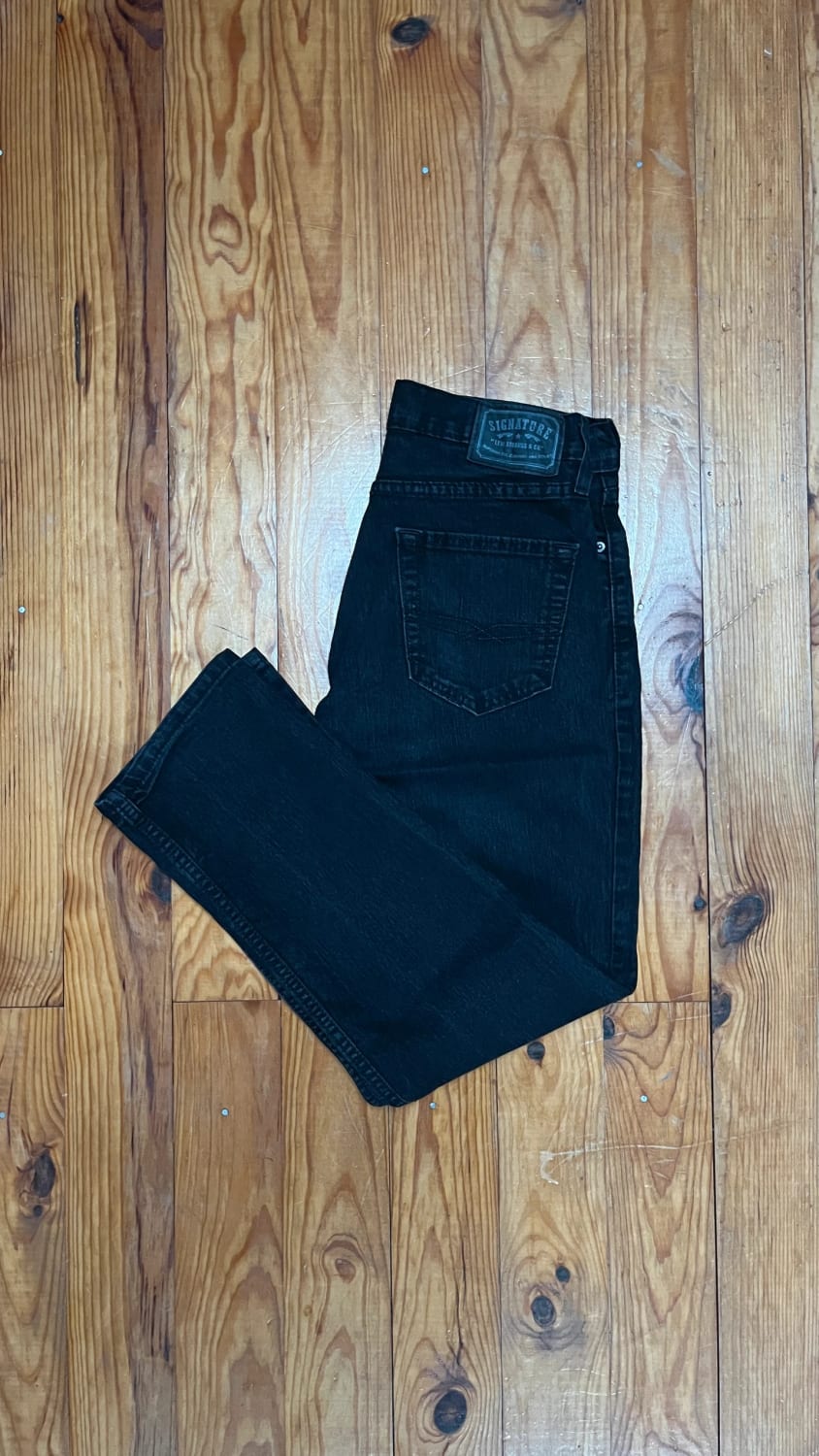 đź›’Jean Levi's W29 L30đź›’