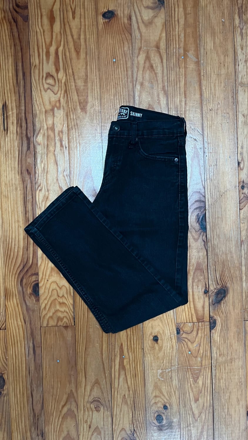 đź›’Jean Levi's W29 L30đź›’
