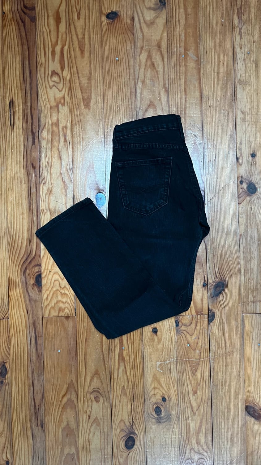 đź›’Jean Levi's W29 L30đź›’