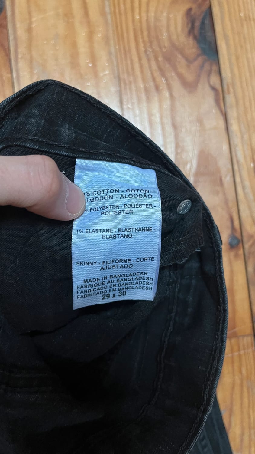 đź›’Jean Levi's W29 L30đź›’