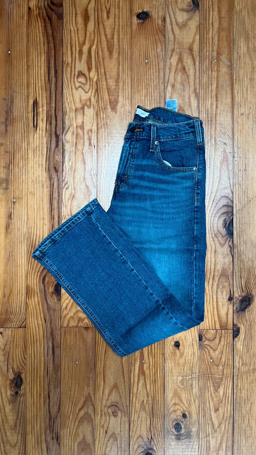 đź›’Jean Levi's W29 L30đź›’