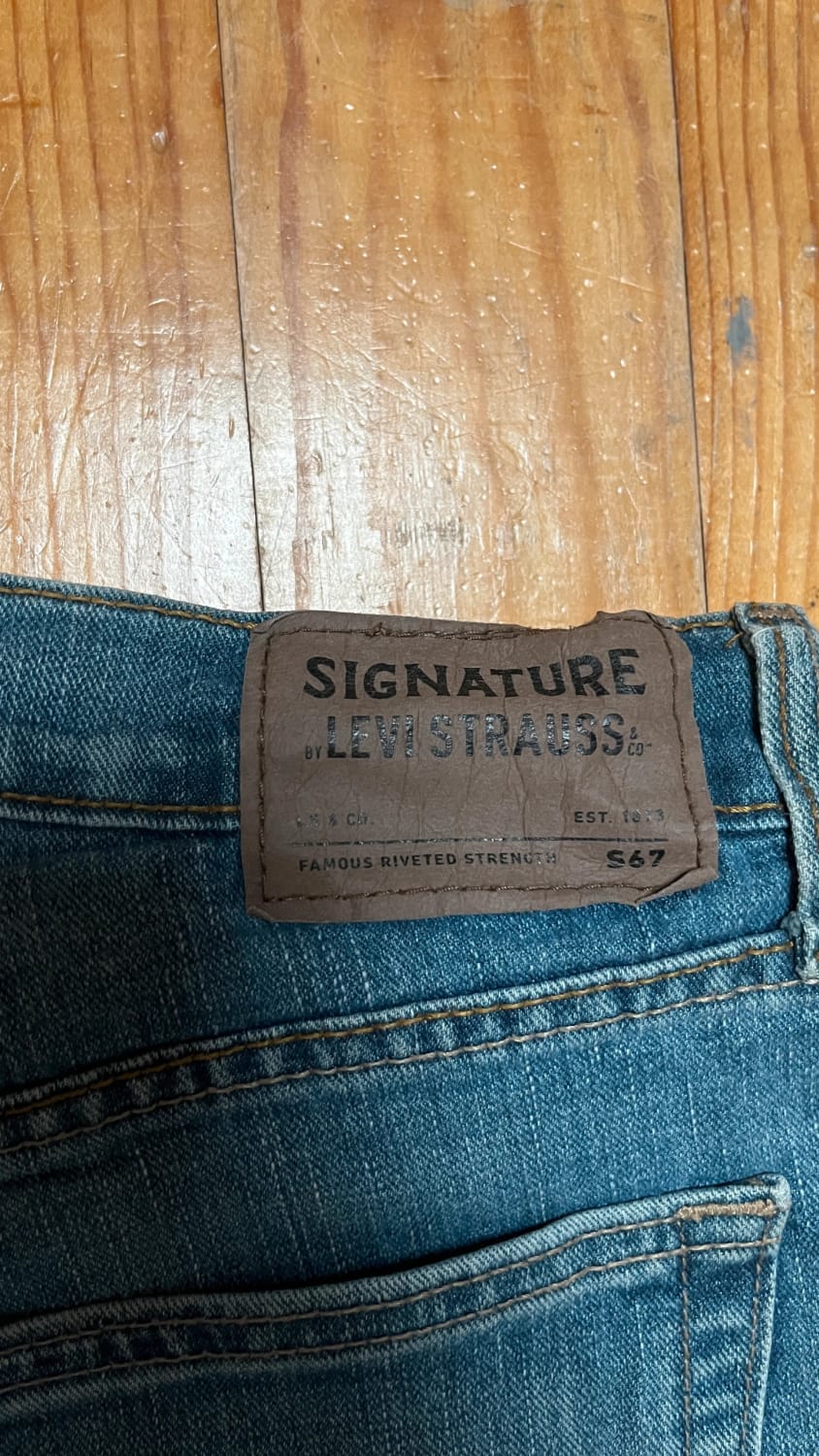 đź›’Jean Levi's W32 L32đź›’