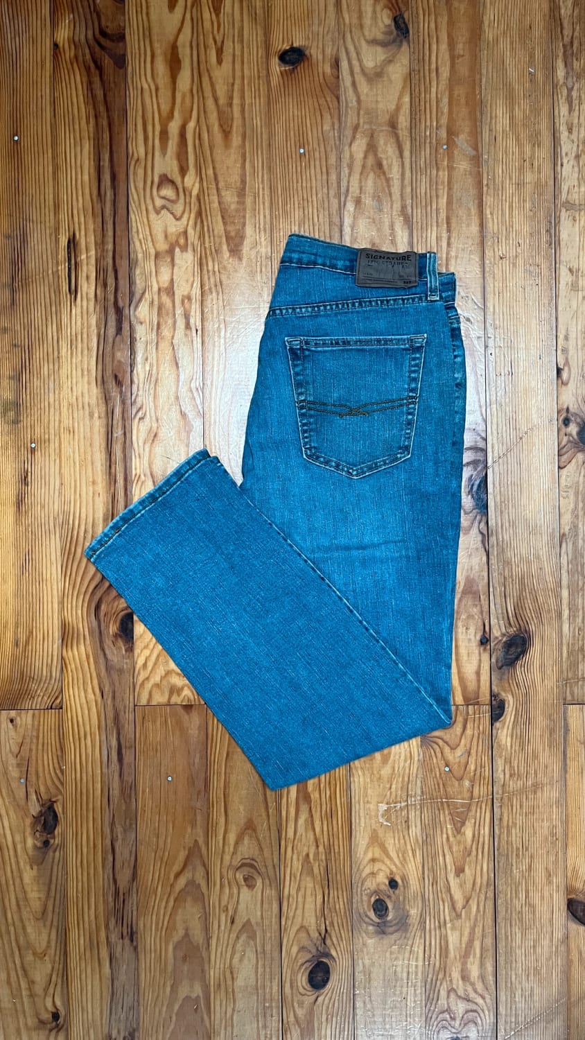 đź›’Jean Levi's W32 L32đź›’