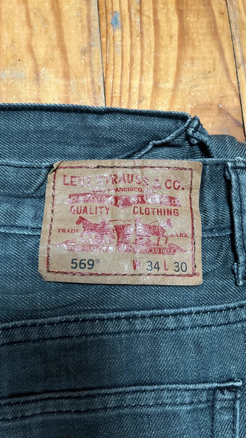 đź›’Jean Levi's 569 W34 L30đź›’
