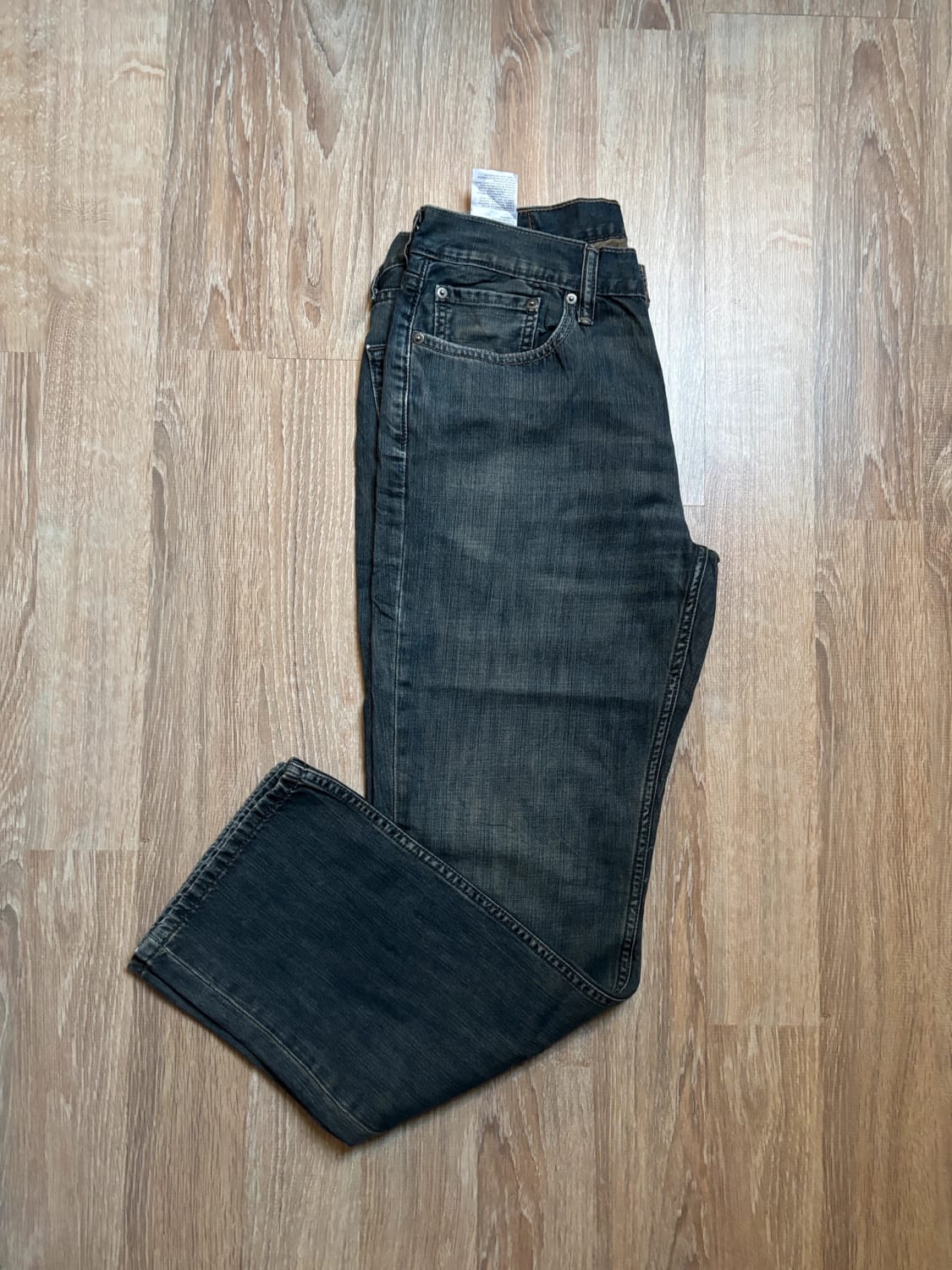 đź›’Jean Levi's 514 W32 L30đź›’