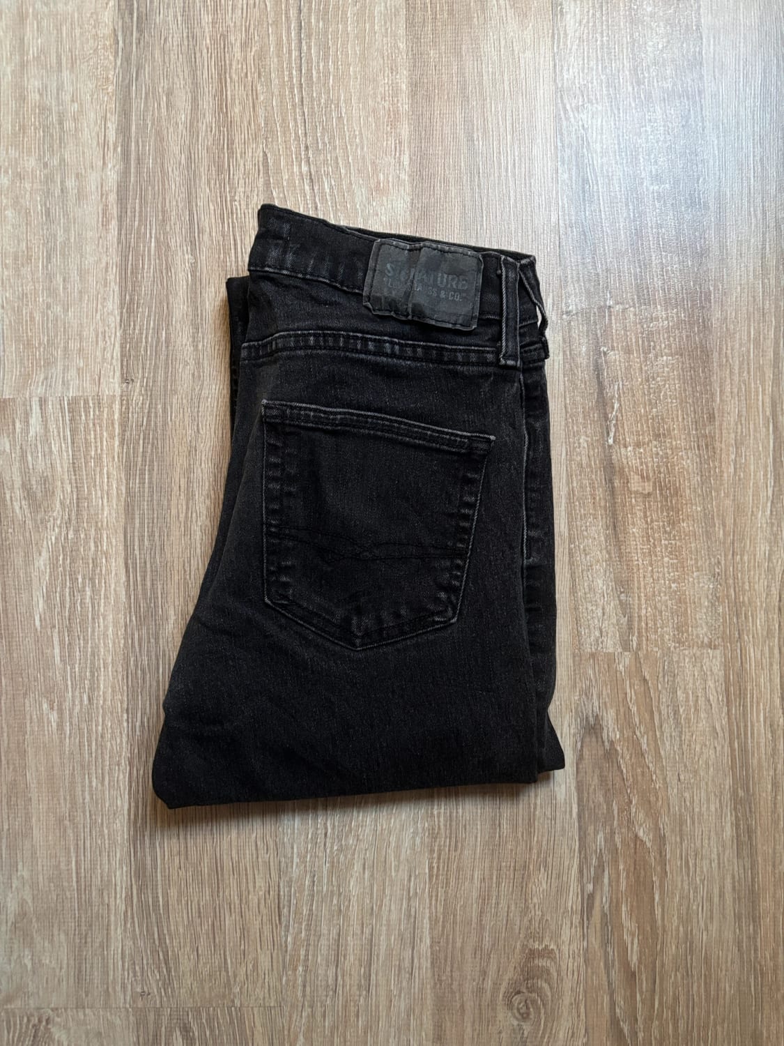 đź›’Jean Levi's W29 L30đź›’