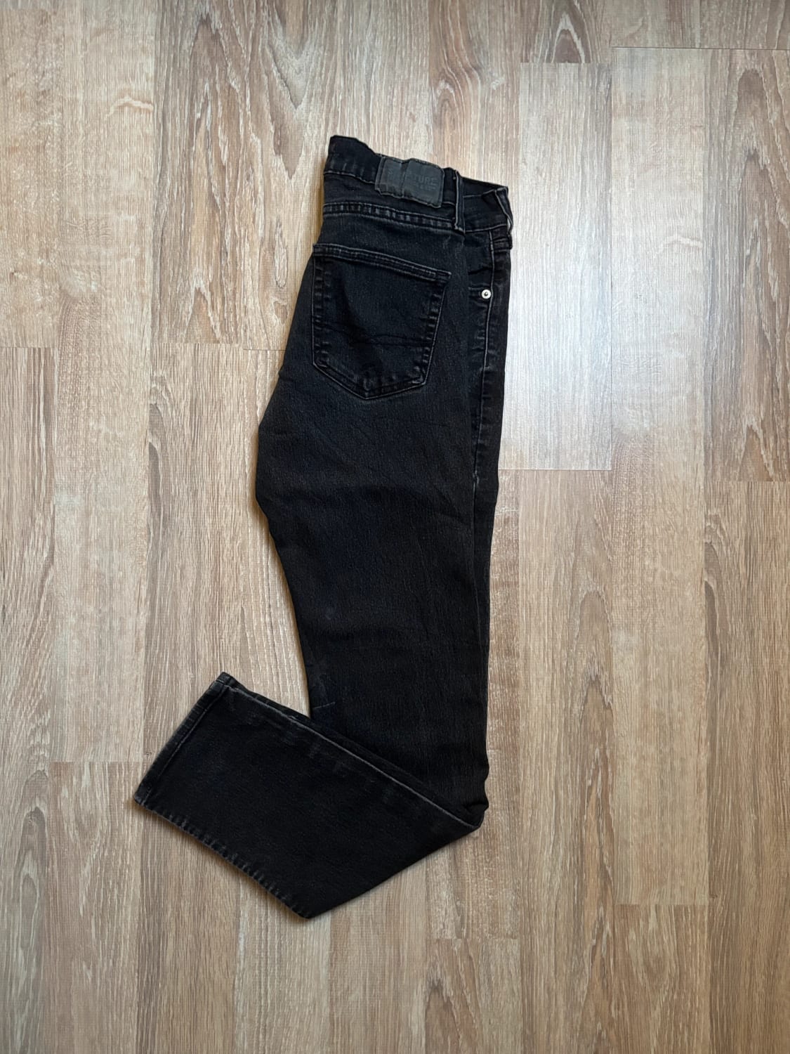 đź›’Jean Levi's W29 L30đź›’