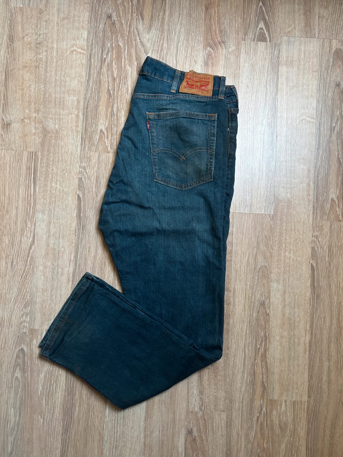 đź›’Jean Levi's 513 W38 L30đź›’