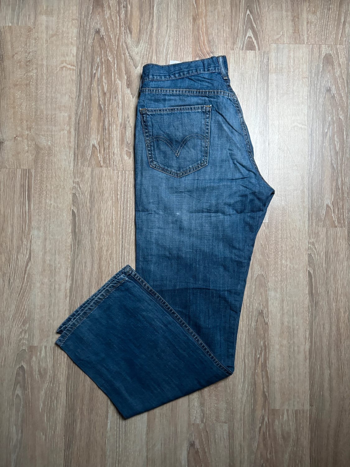 đź›’Jean Levi's 559 W34 L32đź›’