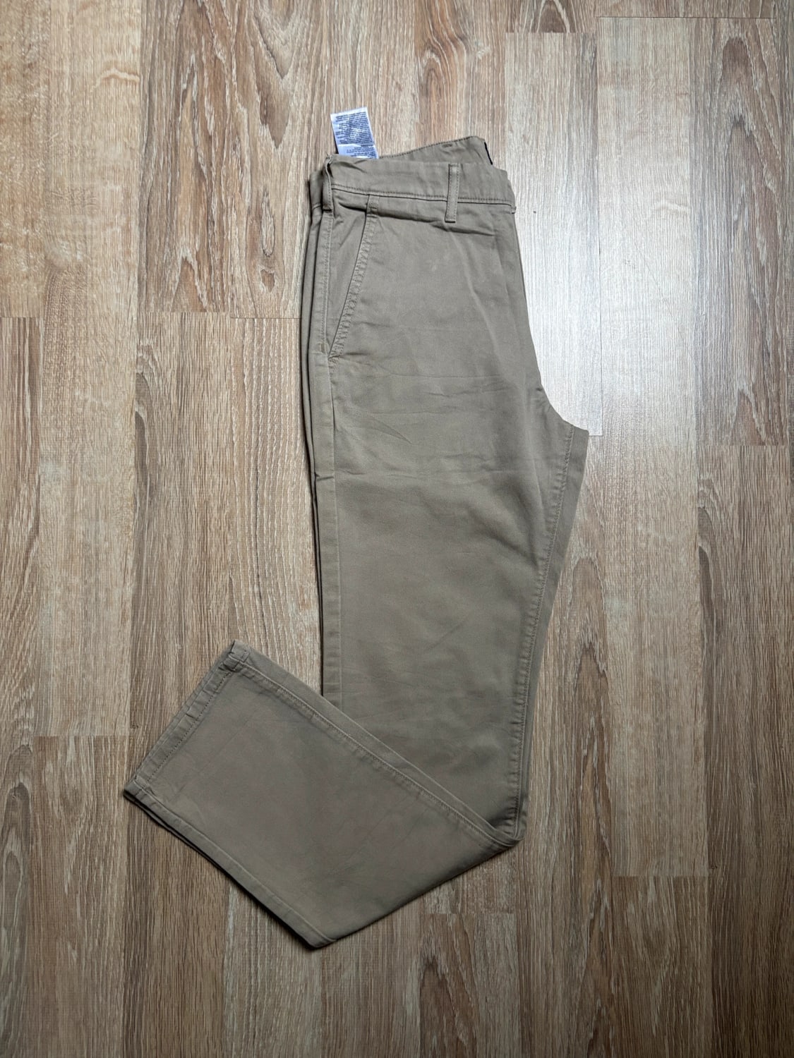 đź›’Jean Levi's W29 L32đź›’