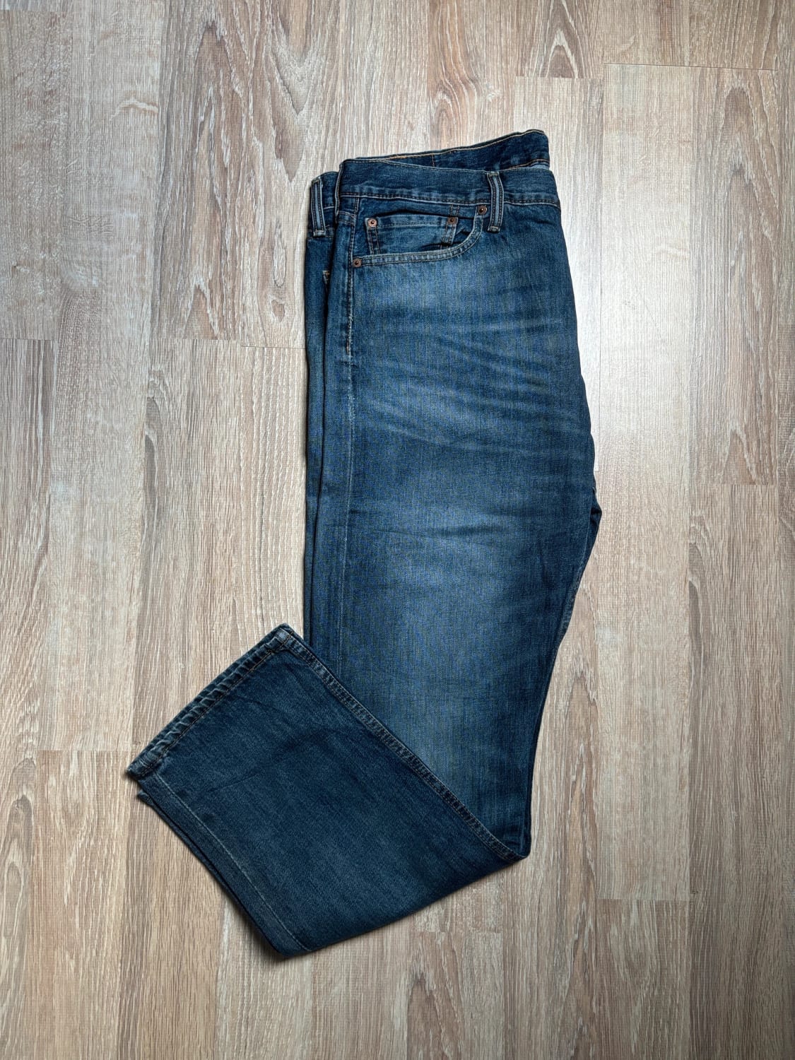 đź›’Jean Levi's 513 W38 L30đź›’