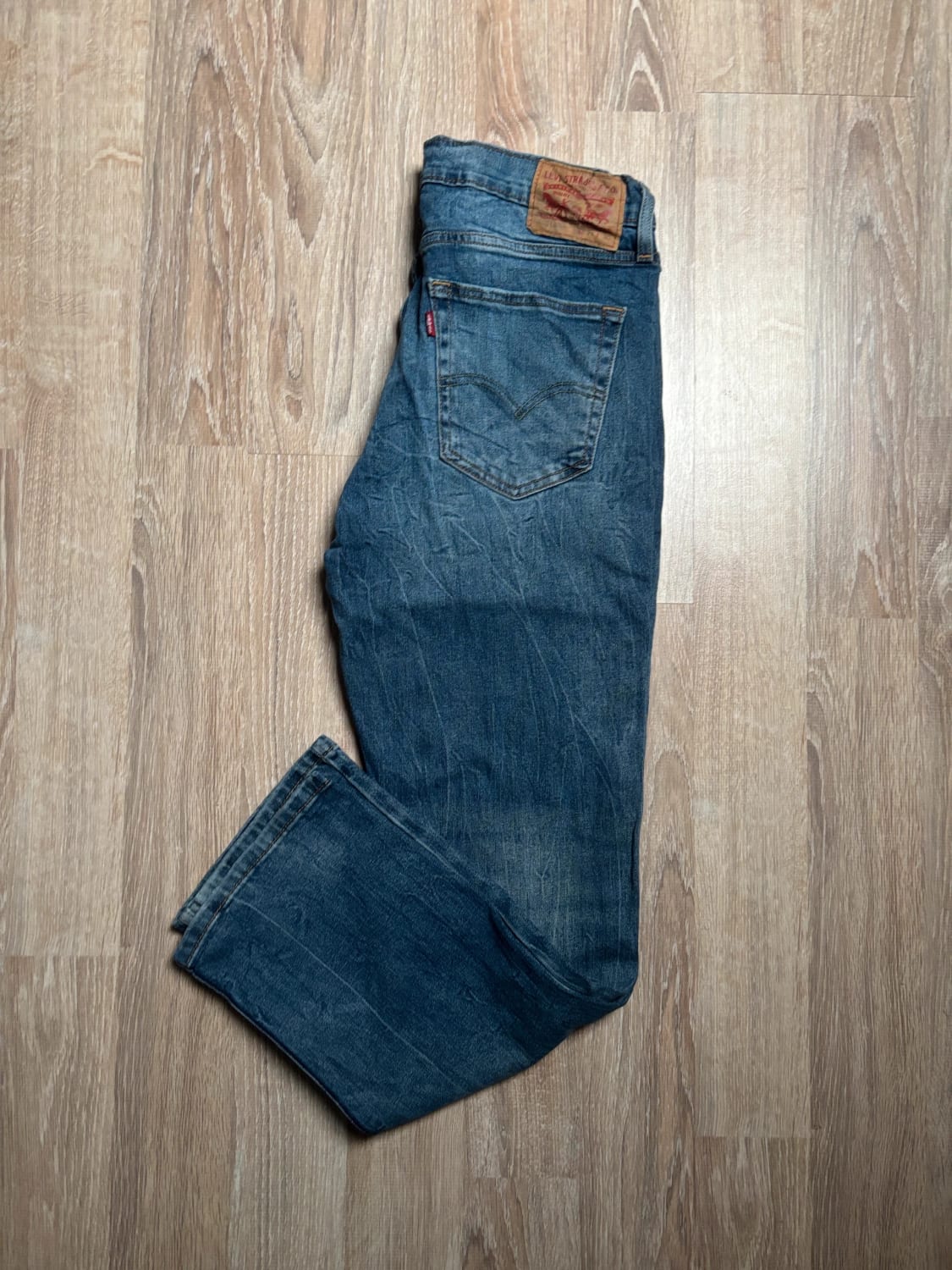 đź›’Jean Levi's 514 W34 L30đź›’