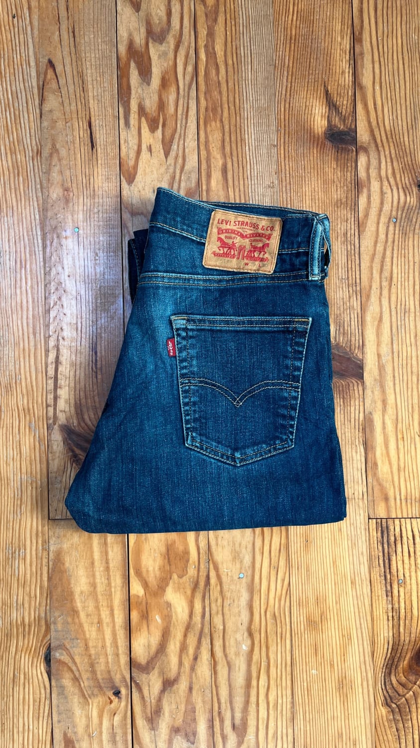đź›’Jean Levi's 513 W29 L30đź›’