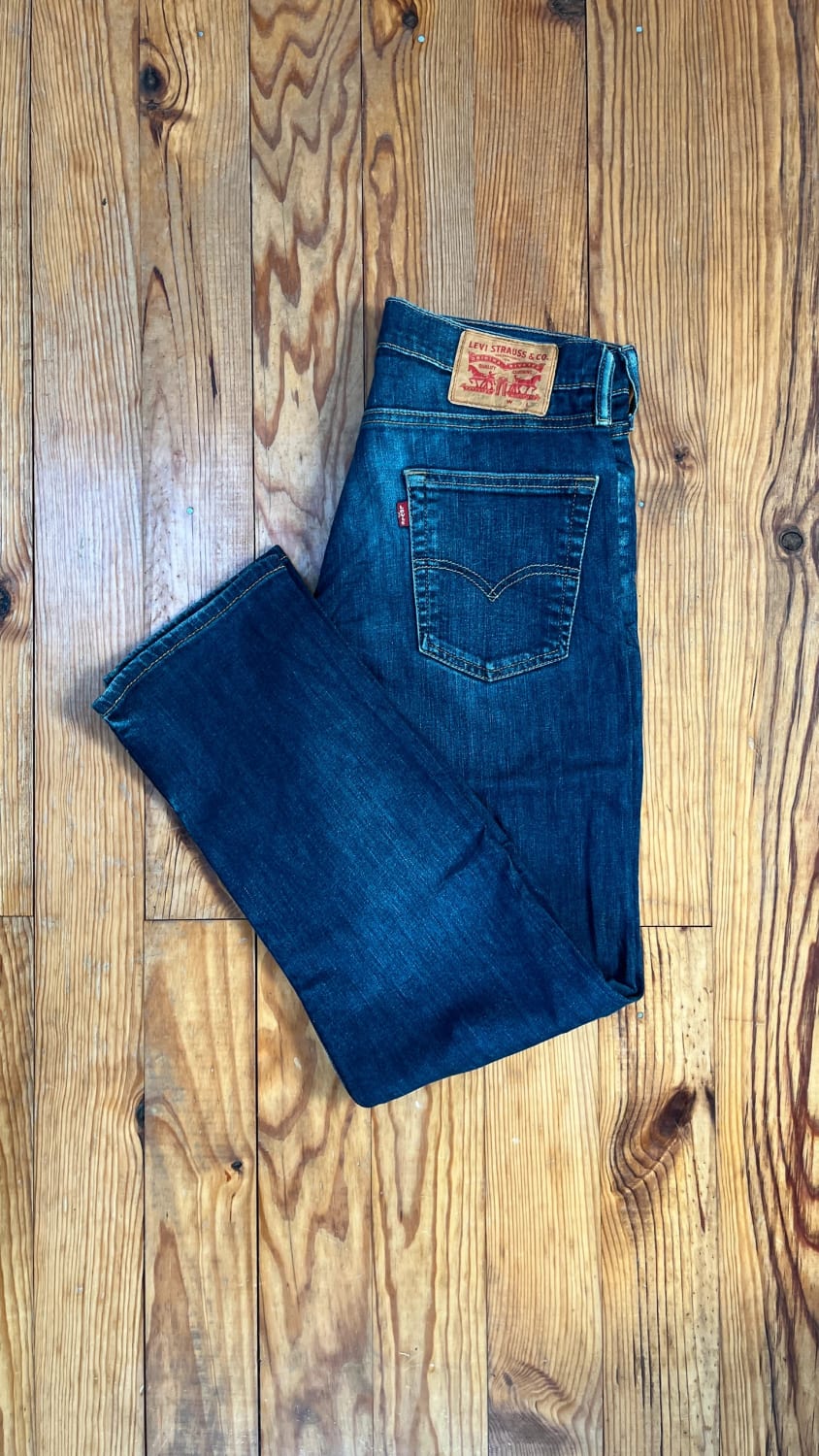 đź›’Jean Levi's 513 W29 L30đź›’