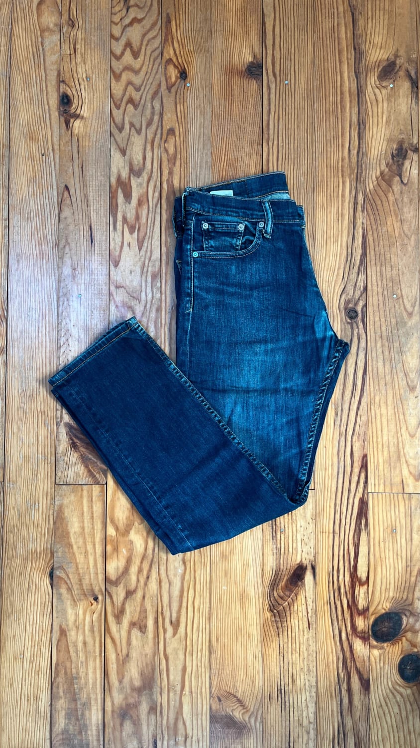 đź›’Jean Levi's 513 W29 L30đź›’