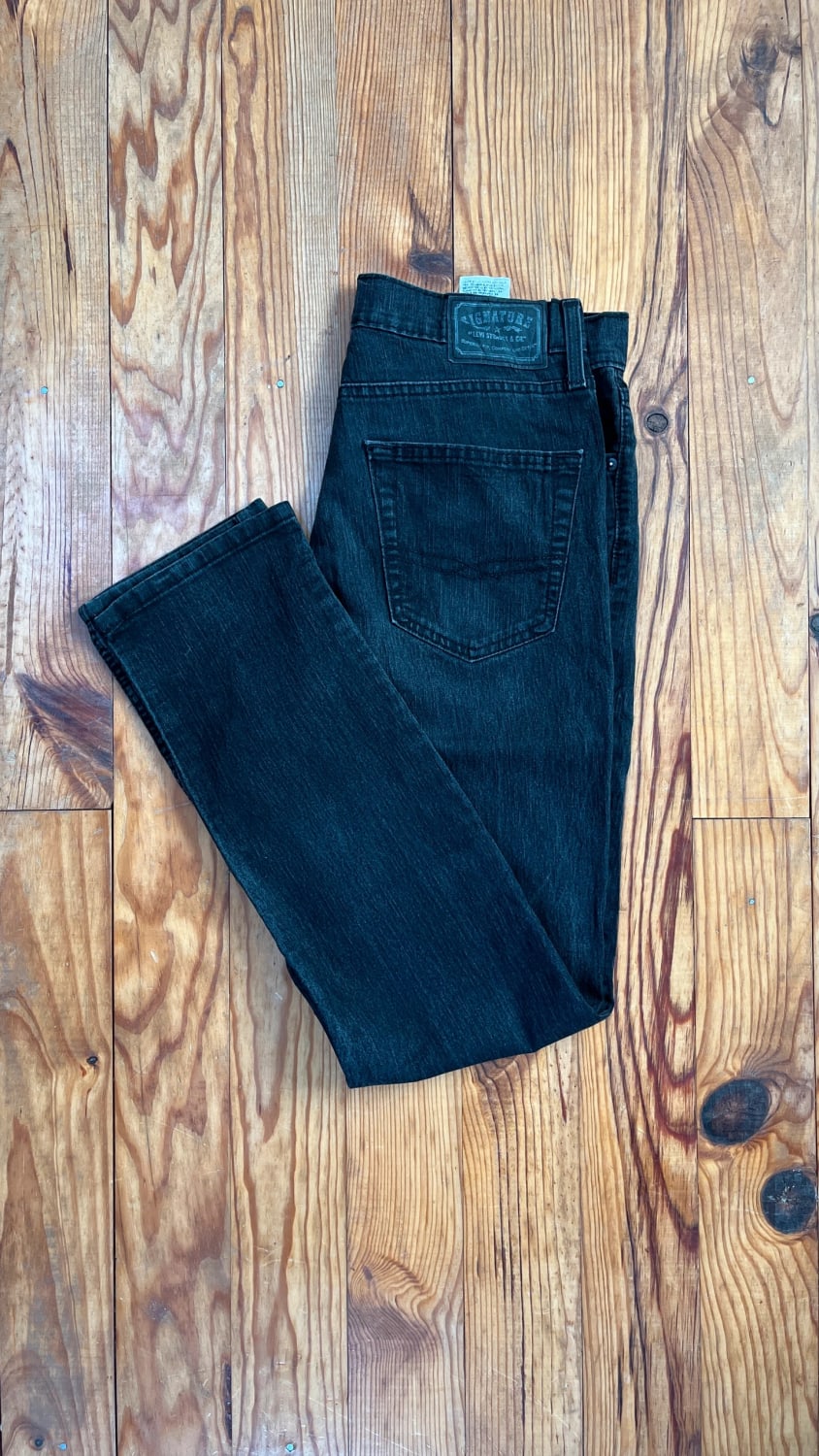 đź›’Jean Levi's W32 L32đź›’