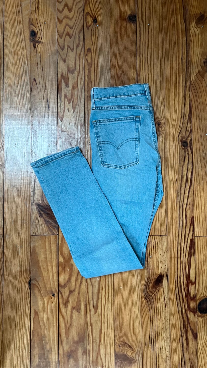 đź›’Jean Levi's 510 W31 L32đź›’