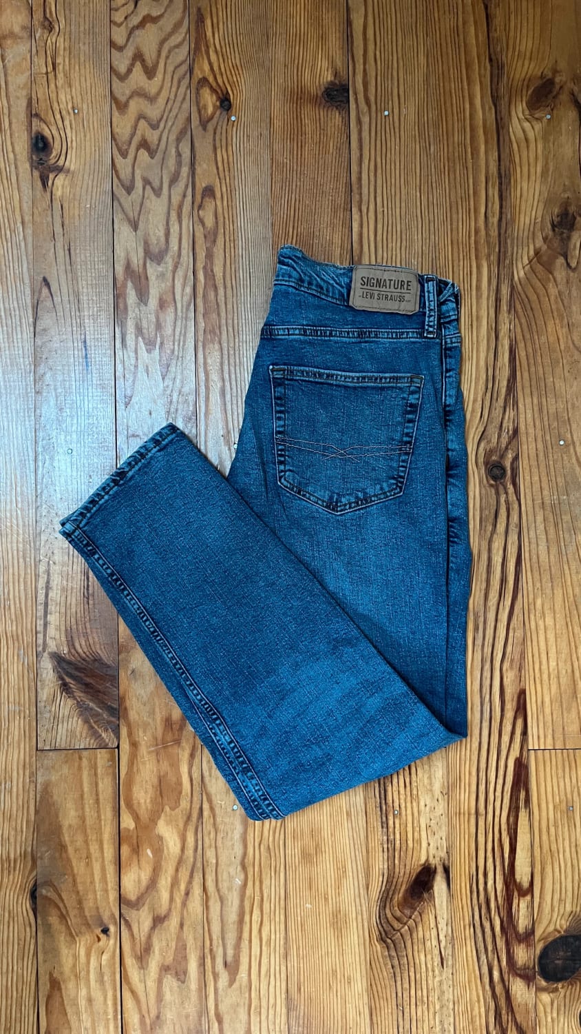 đź›’Jean Levi's W33 L30đź›’