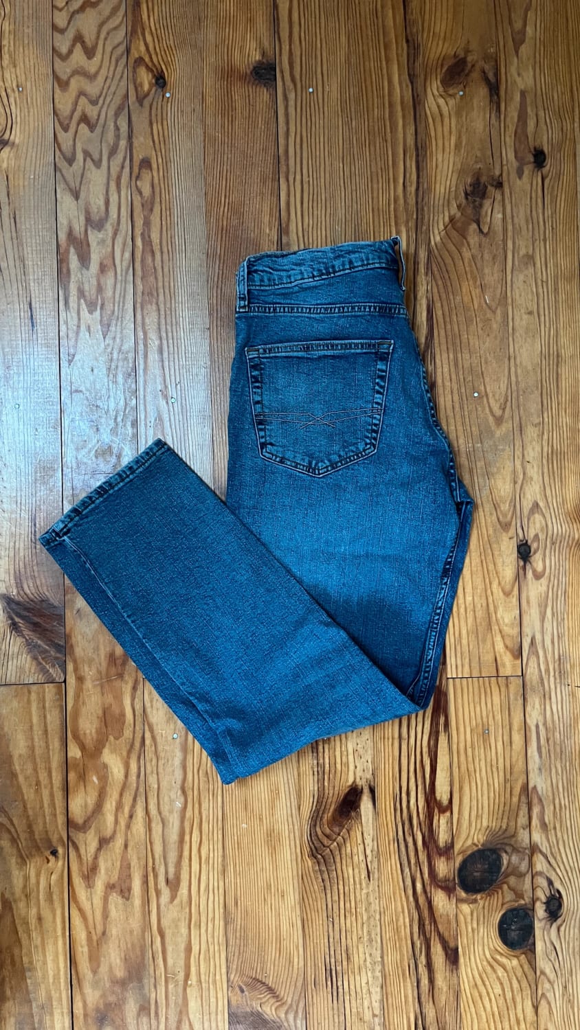 đź›’Jean Levi's W33 L30đź›’