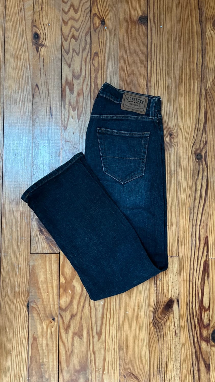 đź›’Jean Levi's W30 L30đź›’