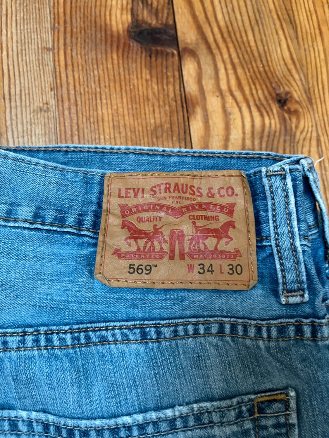 đź›’Jean Levi's 569 W34 L30đź›’