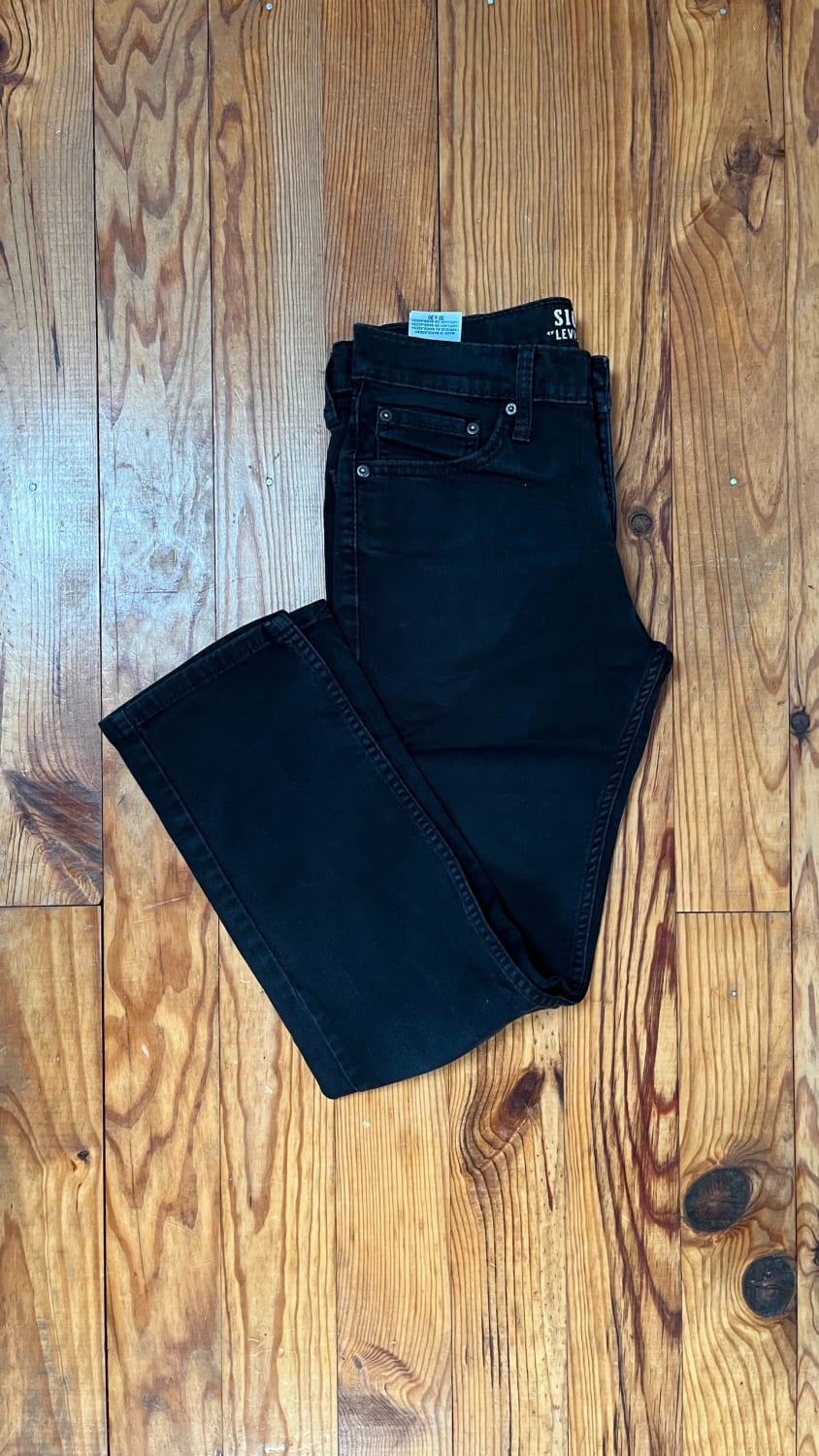 đź›’Jean Levi's W30 L30đź›’