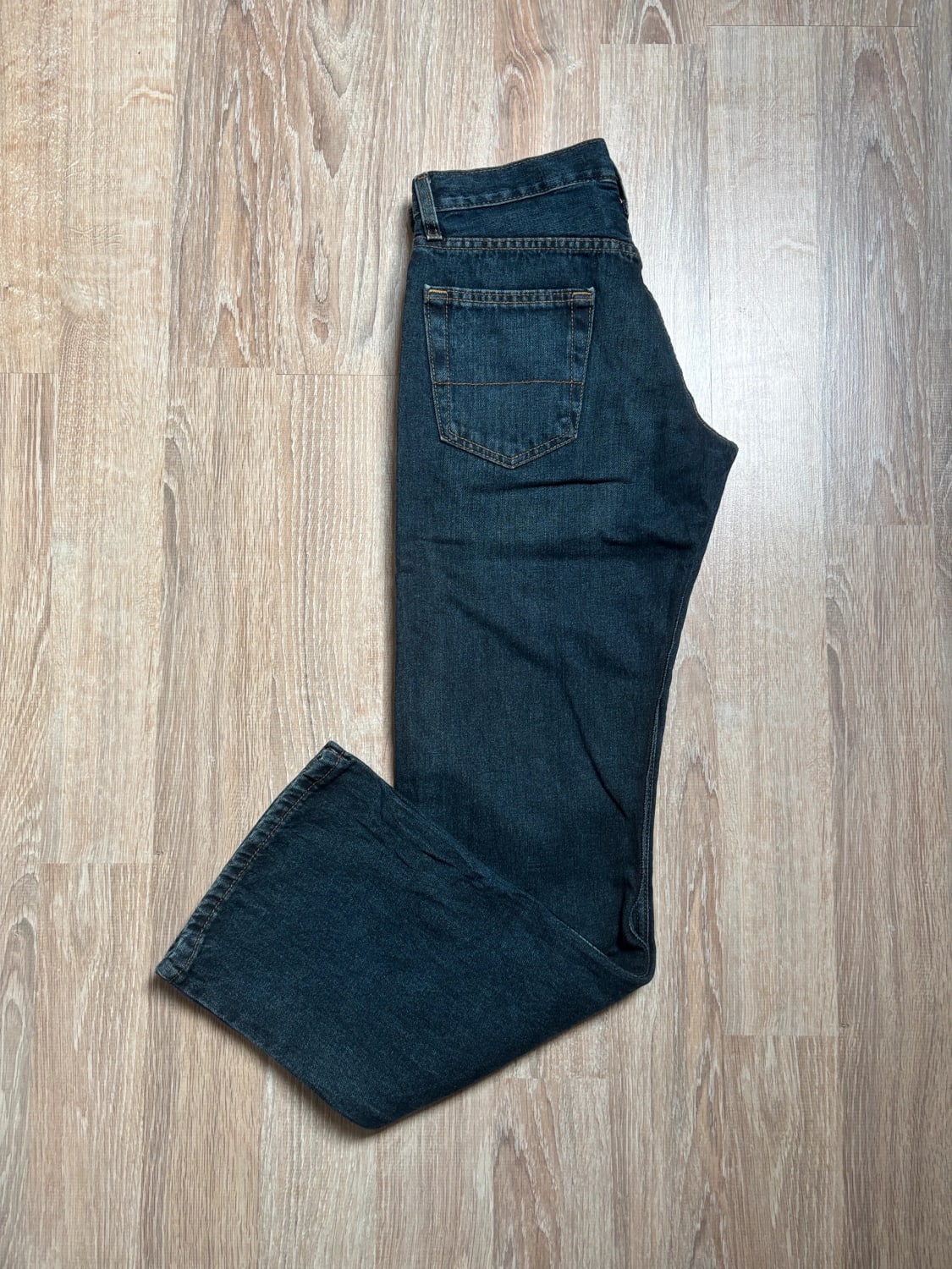 đź›’Jean Levi's W29 L32đź›’