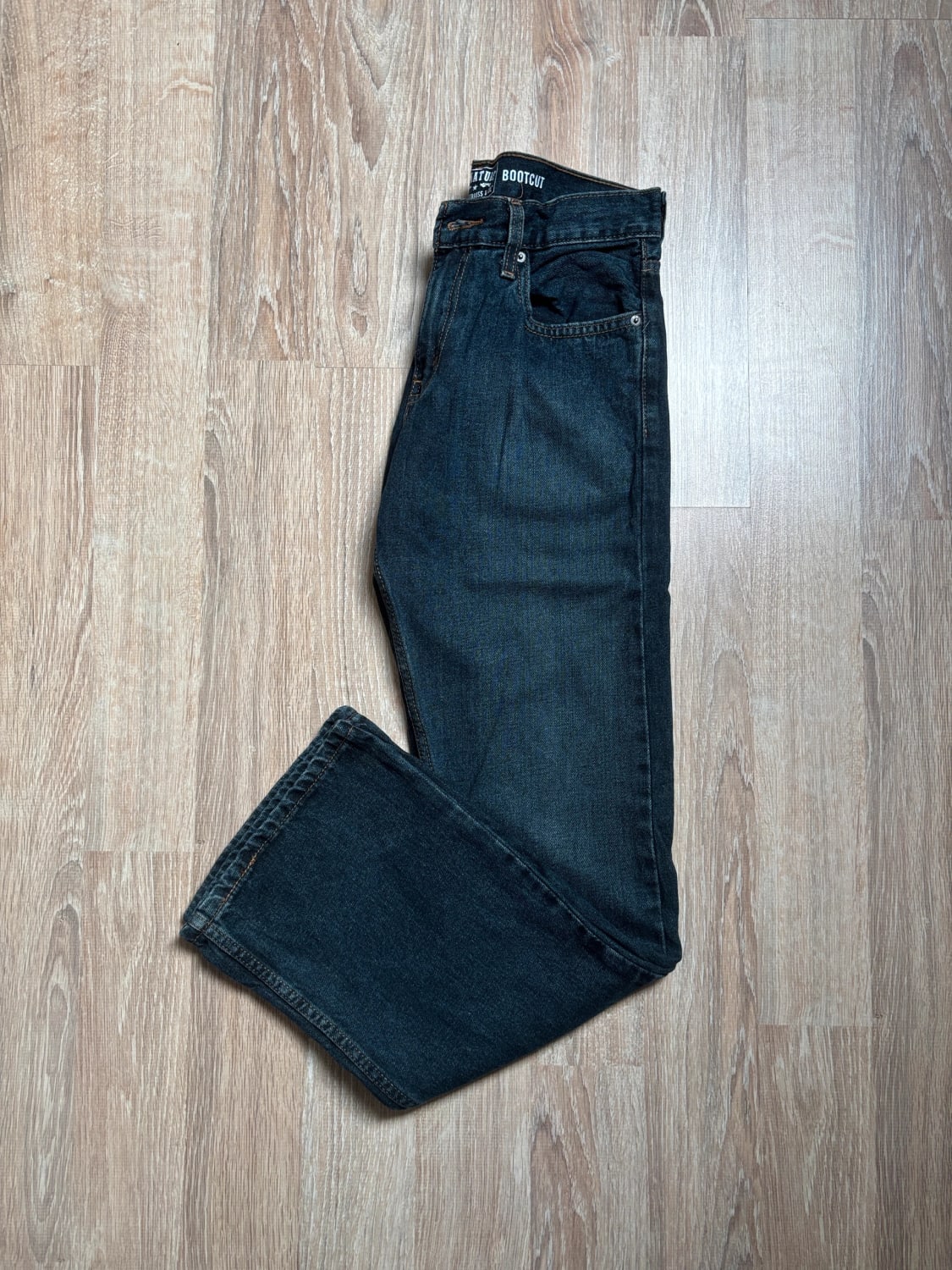 đź›’Jean Levi's W29 L32đź›’