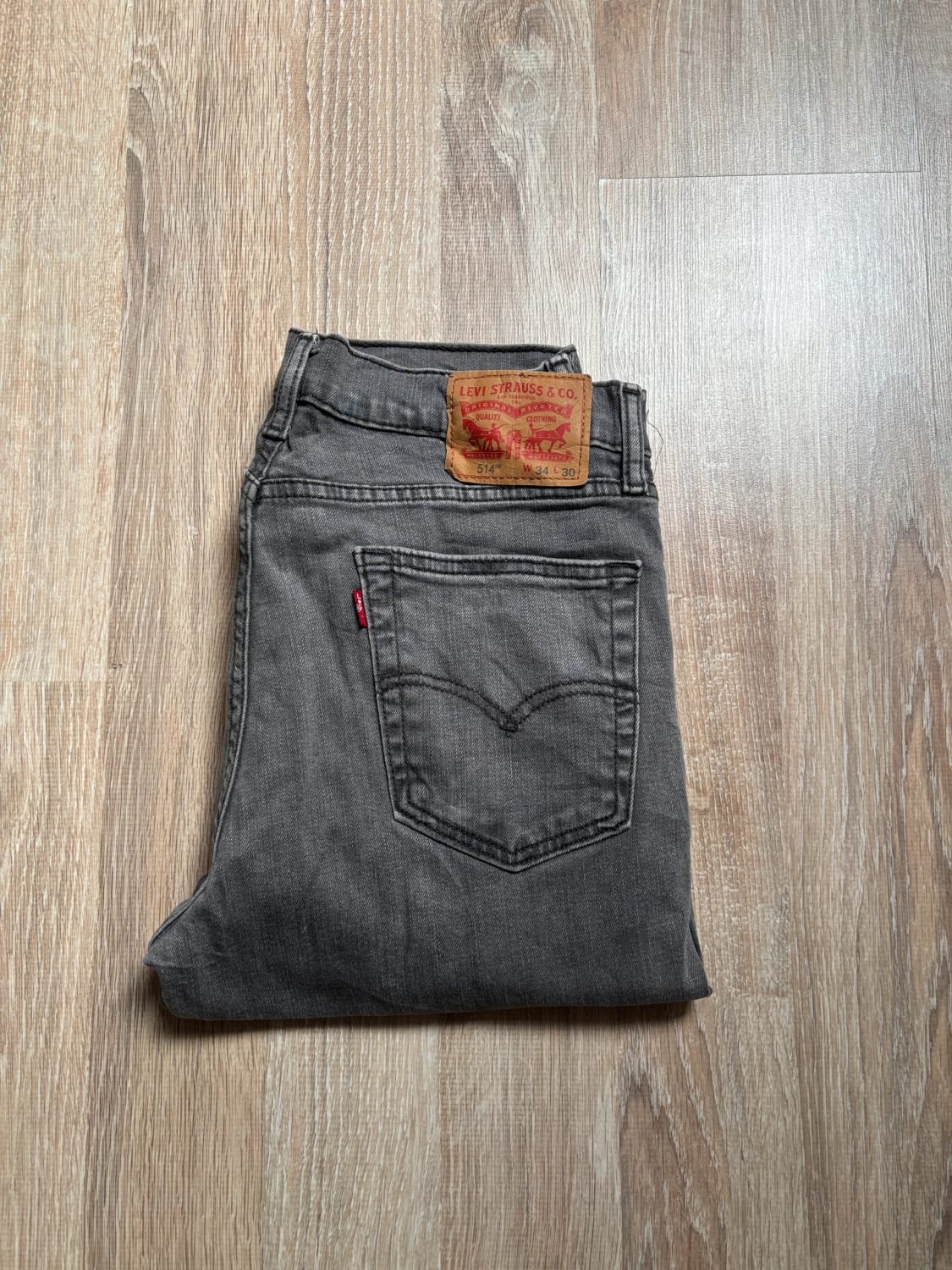 đź›’Jean Levi's 514 W34 L30đź›’