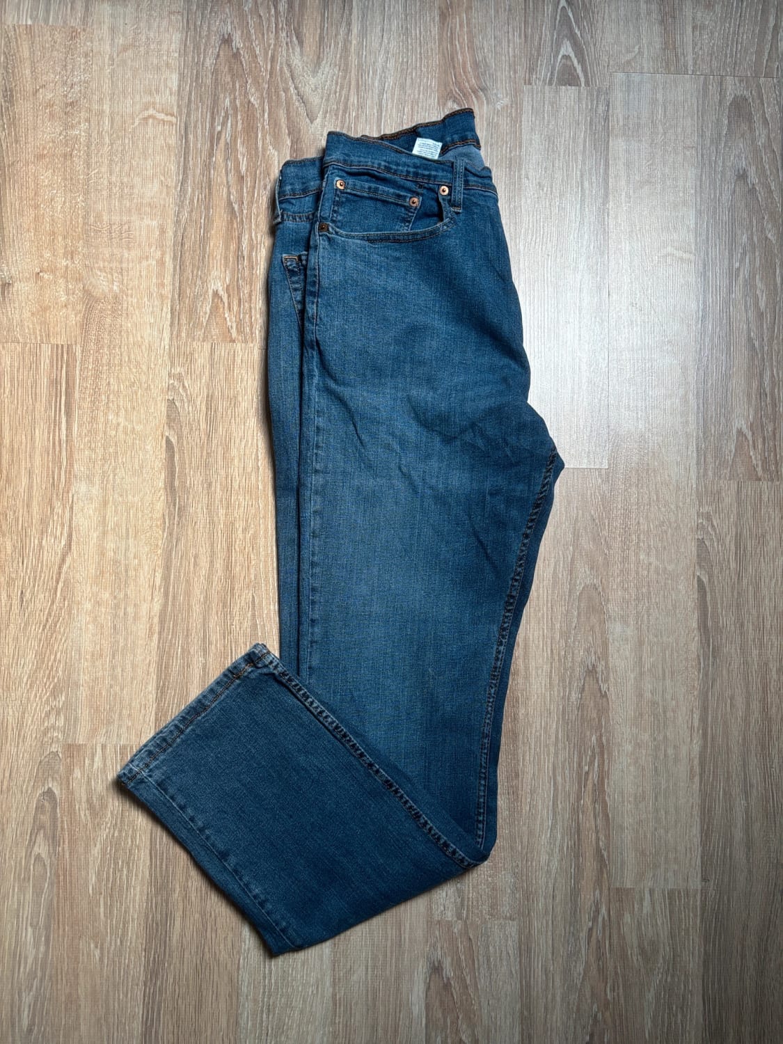 đź›’Jean Levi's W36 L32đź›’