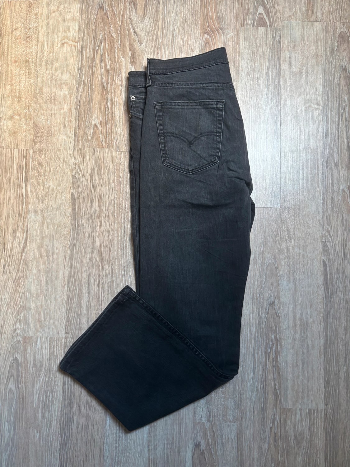 đź›’Jean Levi's 514 W34 L30đź›’