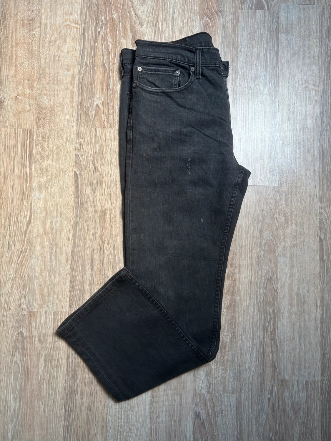 đź›’Jean Levi's 514 W34 L30đź›’