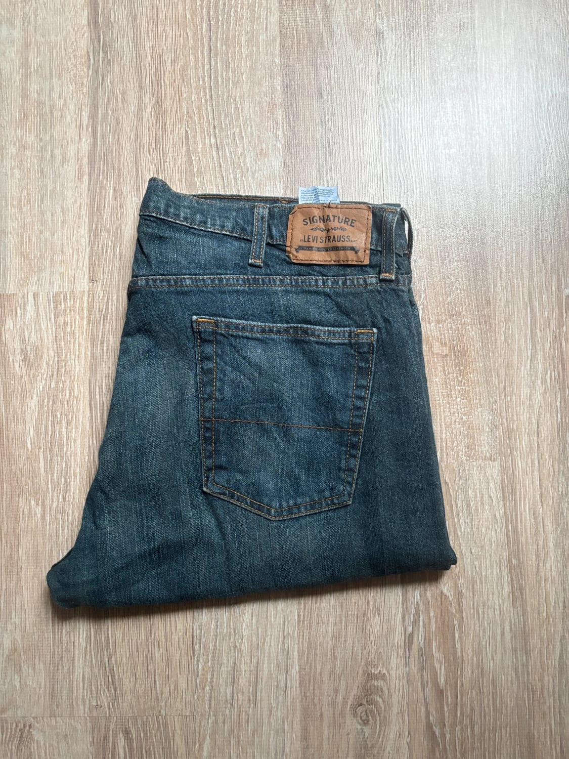 đź›’Jean Levi's W40 L30đź›’