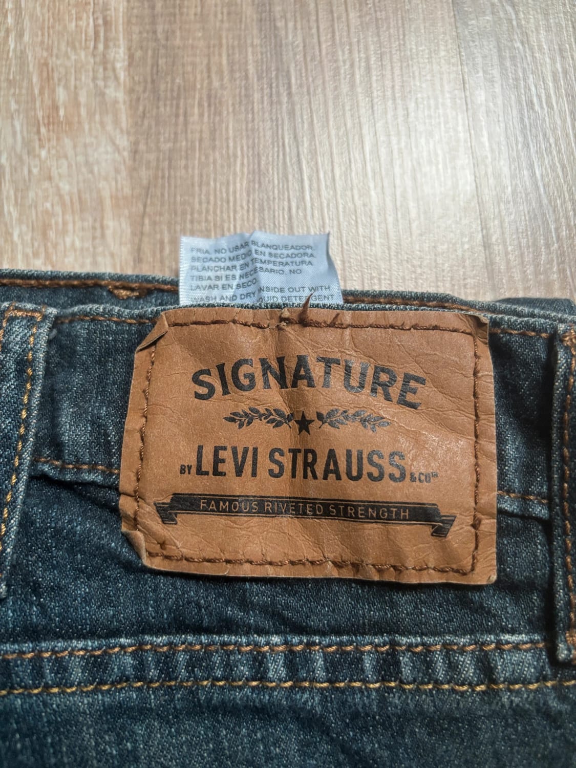 đź›’Jean Levi's W40 L30đź›’