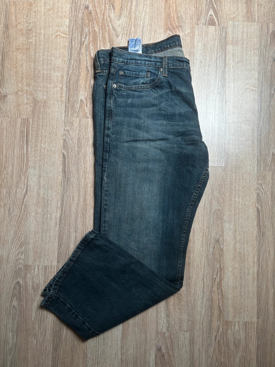 đź›’Jean Levi's W40 L30đź›’