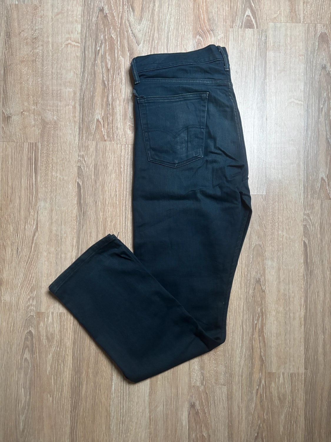 đź›’Jean Levi's 513 W36 L32đź›’