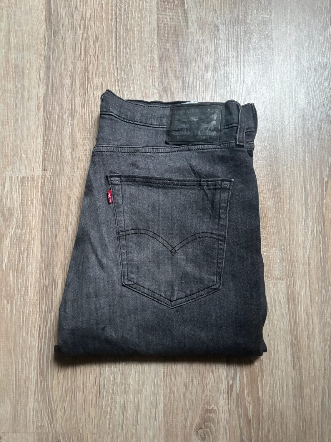 đź›’Jean Levi's 514 W36 L32đź›’