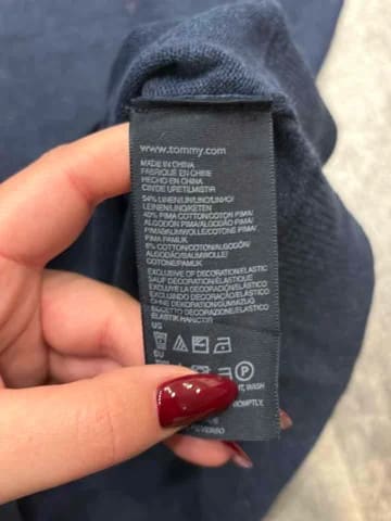 đź›’Pull Tommy Hilfiger Bleu Marine Taille M đź›’