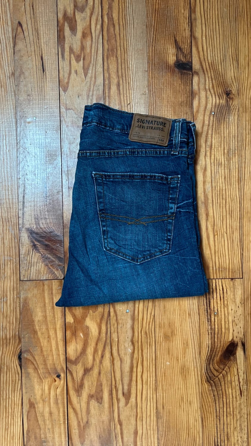 đź›’Jeans Levi's W26 L30đź›’